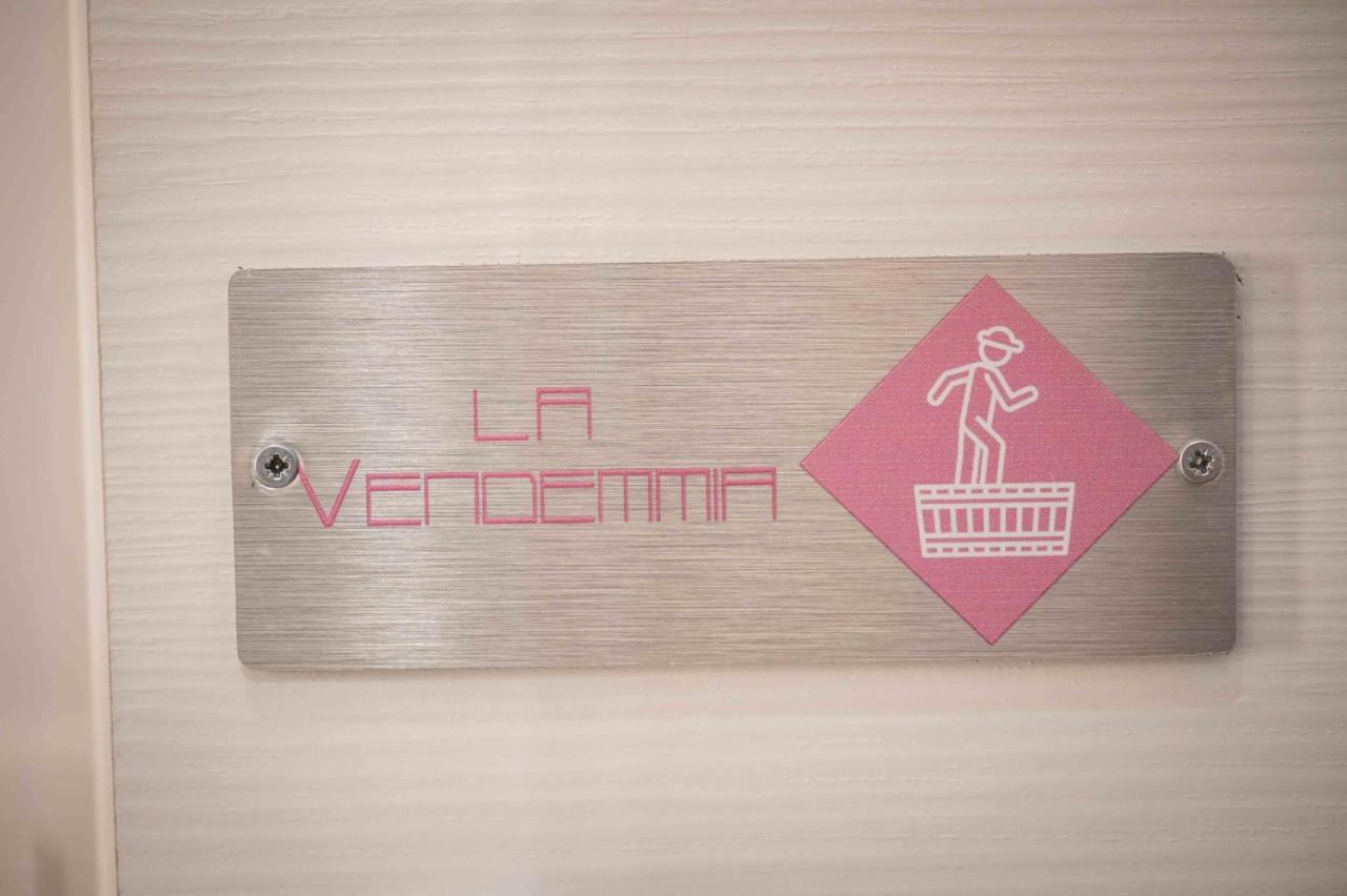 The Wine Room Castelbuono  Exterior foto